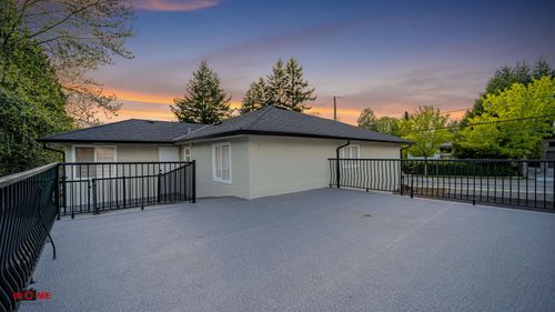 11238 82 Ave, Delta, BC, V4C2B7 | Card Image
