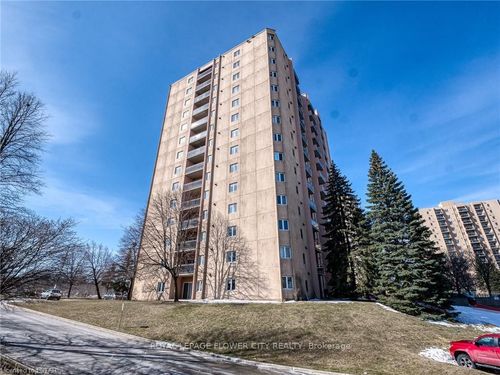 707-860 Commissioners Rd E, London, ON, N6C5Y8 | Card Image