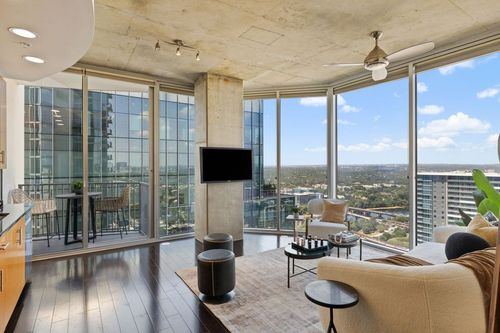 apt-3202-360 Nueces St, Austin, TX, 78701-4273 | Card Image