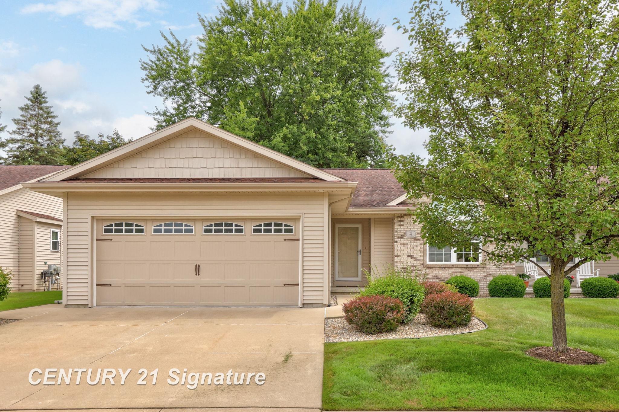Rose Cottage Ln, Saginaw, MI 48609