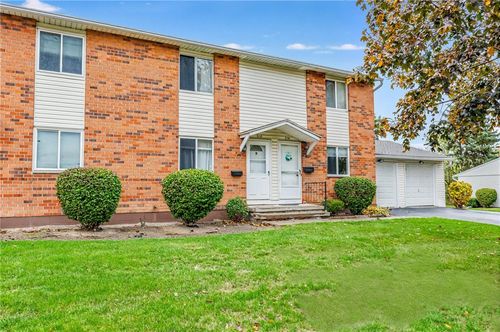 210 Fox Run, Gates, NY, 14606-5412 | Card Image