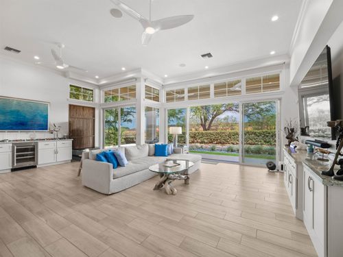 68-2399 Umeke Cir, Kihei, HI, 96753-6922 | Card Image