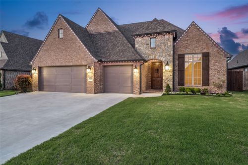 7915 N 149th East Ave, Owasso, OK, 74055-7975 | Card Image