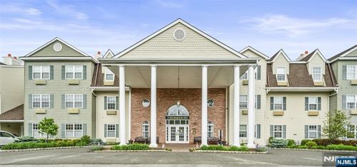 7417 Richmond Rd, West Milford, NJ, 07480-5127 | Card Image