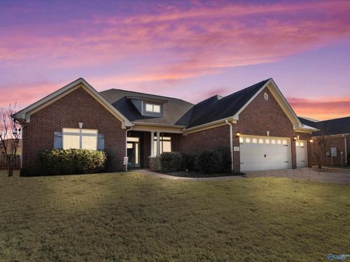 117 Autumn Cove Dr, Madison, AL, 35756-8288 | Card Image