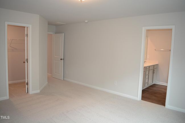 Photo #6 | Image 6