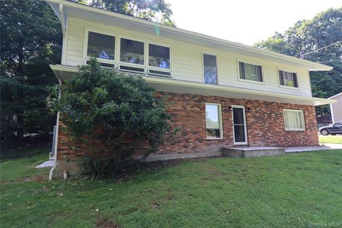 168 Shear Hill Rd, Mahopac, NY, 10541-3625 | Card Image