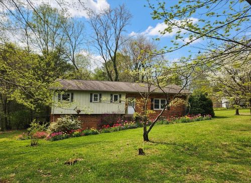 5213 Hillrose Dr, Baxter, TN, 38544-5388 | Card Image