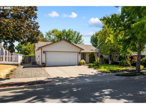 4830 Rebecca St Ne, Salem, OR, 97305-4902 | Card Image