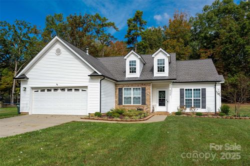 620 Hunley St, Monroe, NC, 28112-6520 | Card Image