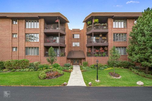 unit-101-125 Boardwalk Pl, Park Ridge, IL, 60068-2891 | Card Image