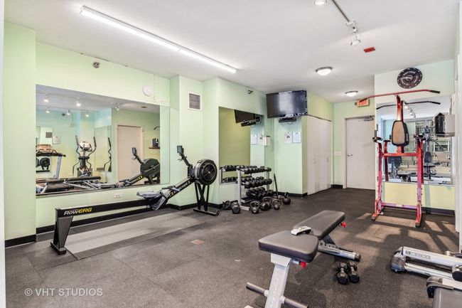 APT-704 - 200 W Grand Ave, Condo with 2 bedrooms, 2 bathrooms and 1 parking in CHICAGO IL | Image 24