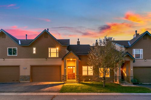 unit-b-10036 Nicolas Dr, Truckee, CA, 96161-1867 | Card Image