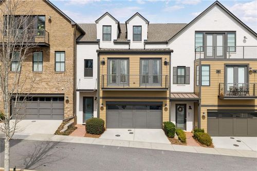 555 Verismo Way, Alpharetta, GA, 30009-8005 | Card Image