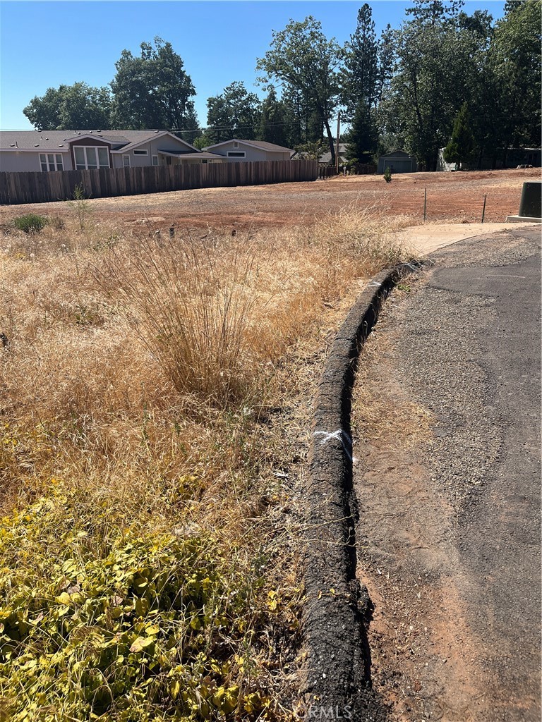 Land in Magalia 4
