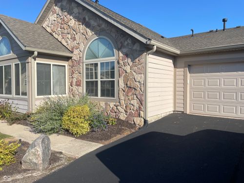 7929 Gold Brook Dr, Indianapolis, IN, 46237-7308 | Card Image