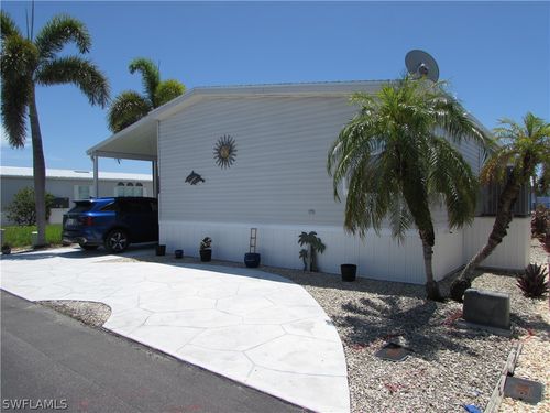 3057 Sloop Ln, ST. JAMES CITY, FL, 33956-2319 | Card Image