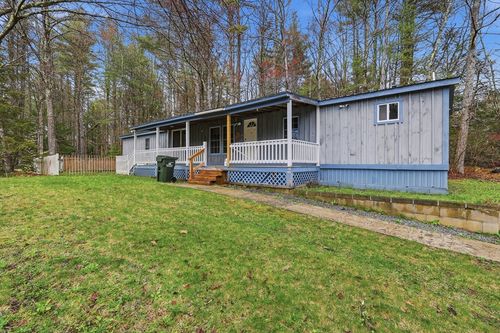 987 Patriots Rd, Templeton, MA, 01468-1344 | Card Image