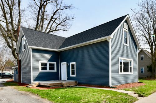 1926 Main St, Elwood, IN, 46036-2002 | Card Image