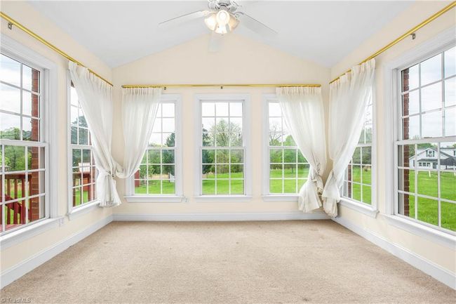 Sun Room | Image 17