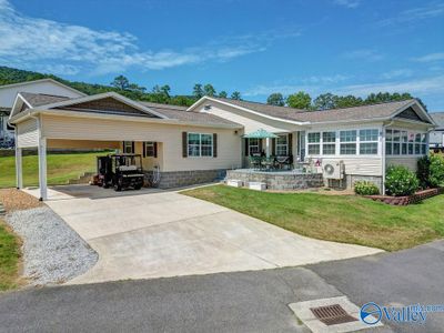 95 - 1727 Convict Camp Road, House other with 2 bedrooms, 1 bathrooms and null parking in Guntersville AL | Image 1