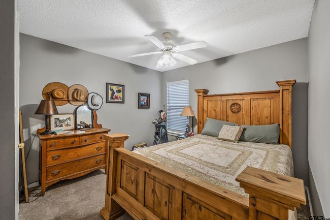 201 Elmwood Ln, House other with 2 bedrooms, 2 bathrooms and null parking in Holly Lake Ranch TX | Image 11