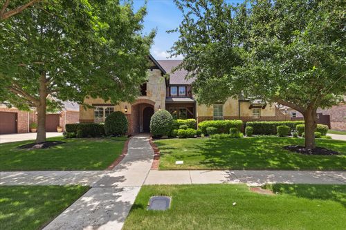6800 Whittier Ln, Colleyville, TX, 76034-8223 | Card Image