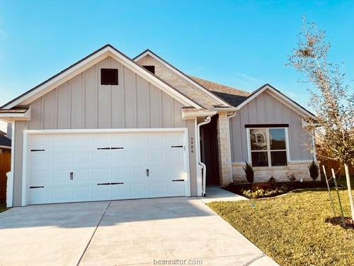 3904 Brownway Ct, College Station, TX, 77845-2208 | Card Image