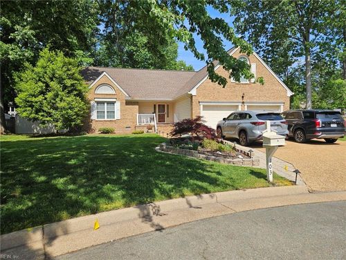 103 Killarnock Ct, Yorktown, VA, 23693-5518 | Card Image