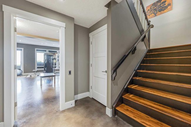 2216 8 Street Ne, Home with 4 bedrooms, 4 bathrooms and 4 parking in Calgary AB | Image 39