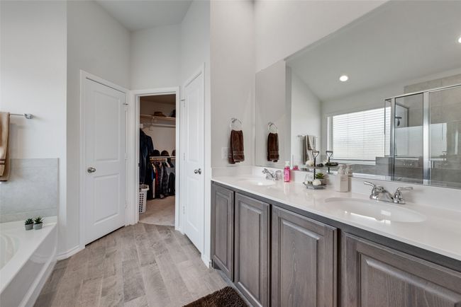 210 High Point Way, House other with 4 bedrooms, 2 bathrooms and null parking in Justin TX | Image 22