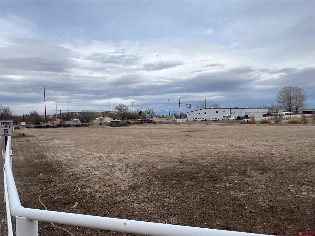 Land in Bloomfield 3