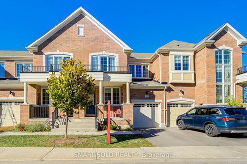 28 Avonmore Trail, Vaughan, ON, L6A4Y4 | Card Image