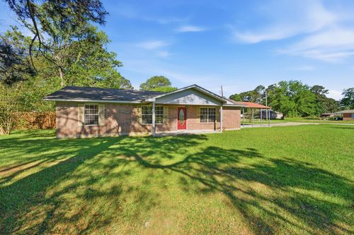 231 County Road 2234, Cleveland, TX, 77327-9206 | Card Image