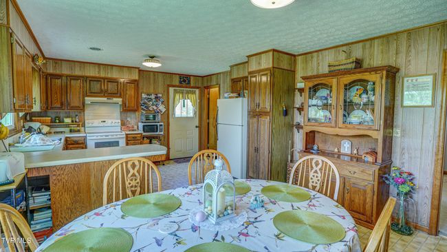 683 Ridge Dr, House other with 3 bedrooms, 2 bathrooms and null parking in Piney Flats TN | Image 8