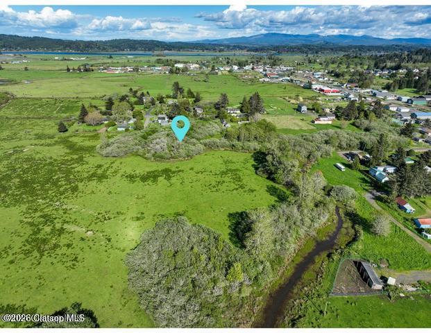 Land in Astoria 3