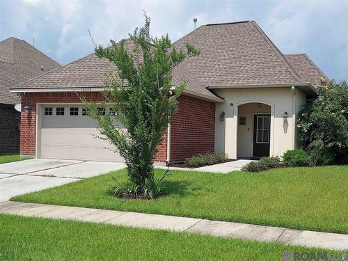 18328 Crows Nest Dr, Prairieville, LA, 70769-2900 | Card Image