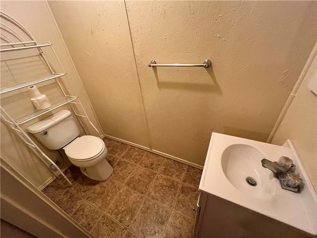 306 N Texas Ave, House other with 4 bedrooms, 2 bathrooms and null parking in Freer TX | Image 36
