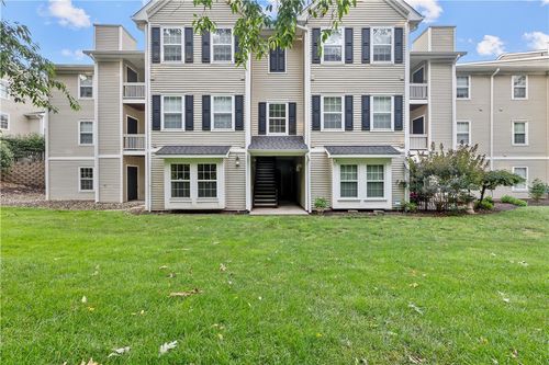 3011 Lenox Oval, Pittsburgh, PA, 15237-1681 | Card Image