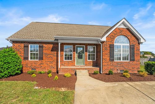 116 Chad St E, Portland, TN, 37148-2253 | Card Image