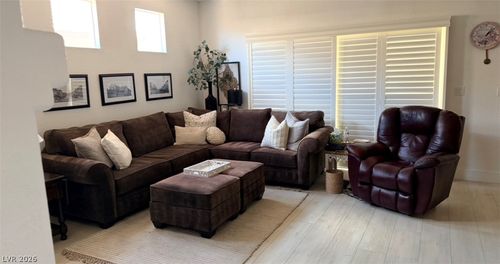 10529 Cazaba Ct, Las Vegas, NV, 89144-4286 | Card Image