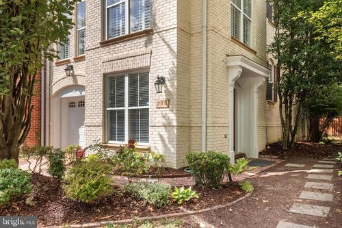235 Murtha St, ALEXANDRIA, VA, 22304-8602 | Card Image