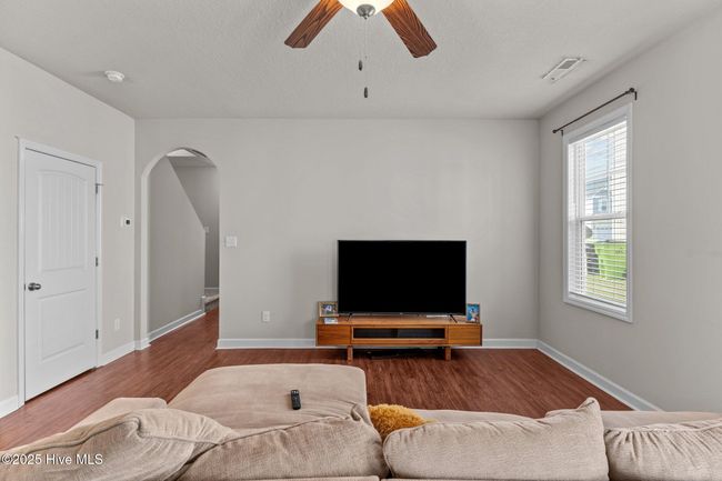 393 Frisco Way, Townhouse with 3 bedrooms, 3 bathrooms and 1 parking in Holly Ridge NC | Image 8