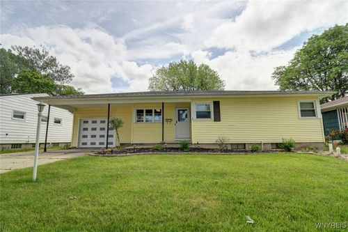 237 Evergreen Dr, Tonawanda, NY, 14150-6403 | Card Image