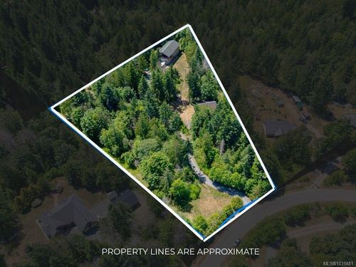 1890 Pierce Way, Qualicum Beach, BC, V9K2V1 | Card Image