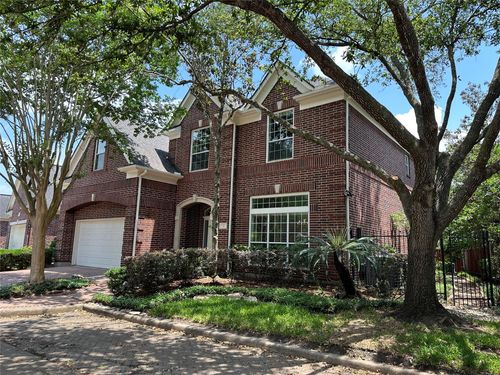17 Ambleside Crescent Dr, Sugar Land, TX, 77479-2530 | Card Image