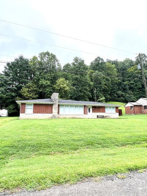 157 Ash Lane Lane, Prestonsburg, KY, 41653 | Card Image