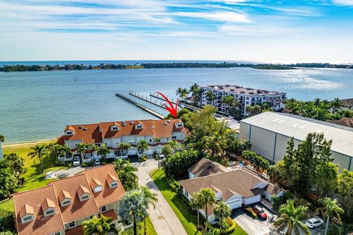 31 S Lakeshore Drive, Hypoluxo, FL, 33462 | Card Image