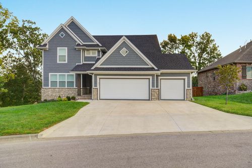 855 E Ashford Ave, Nixa, MO, 65714-5318 | Card Image