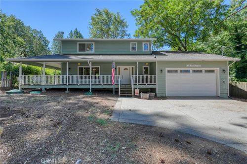 9945 Meadow Dr, Cobb, CA, 95426-1433 | Card Image